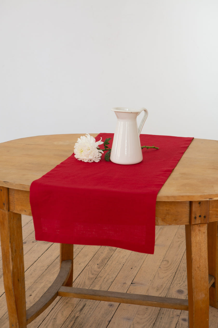 Linen table runner in varied colors. Part #1.