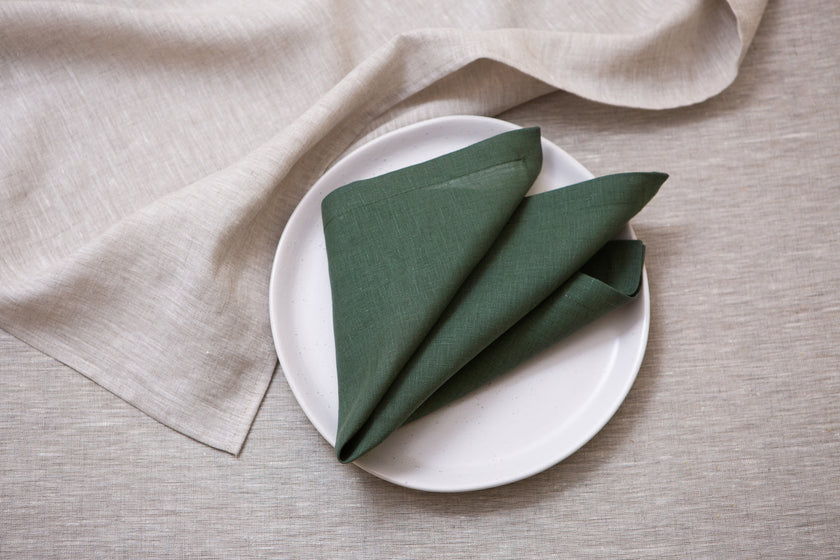 Organic linen nakins in basil color is a perfect gift for Easter, Mother's day, New Year, Christmas or a wonderful table home decor. CoolLinen brand 