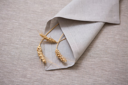 Light grey organic linen napkins. Different sizes.