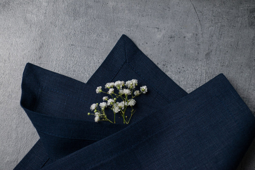 Old Navy linen fabric close-up with mitered hem corner – CoolLinen color 8. Old Navy