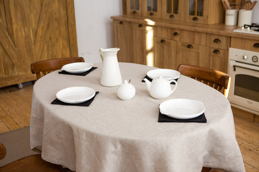 Oval linen tablecloth